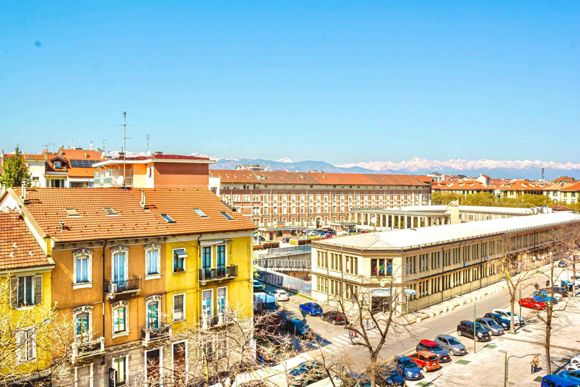 -Politecnico- Appartamento Classy X5 Con Balconi, Vista E Parcheggio Gratuito Turin Exterior photo